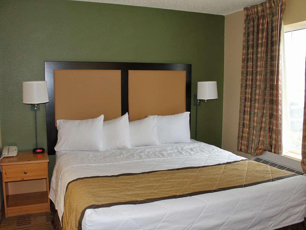 Extended Stay America Suites - Atlanta - Marietta - Powers Ferry Rd Sandy Springs Room photo